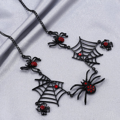 Halloween Halskette – Spinne & Spinnennetz